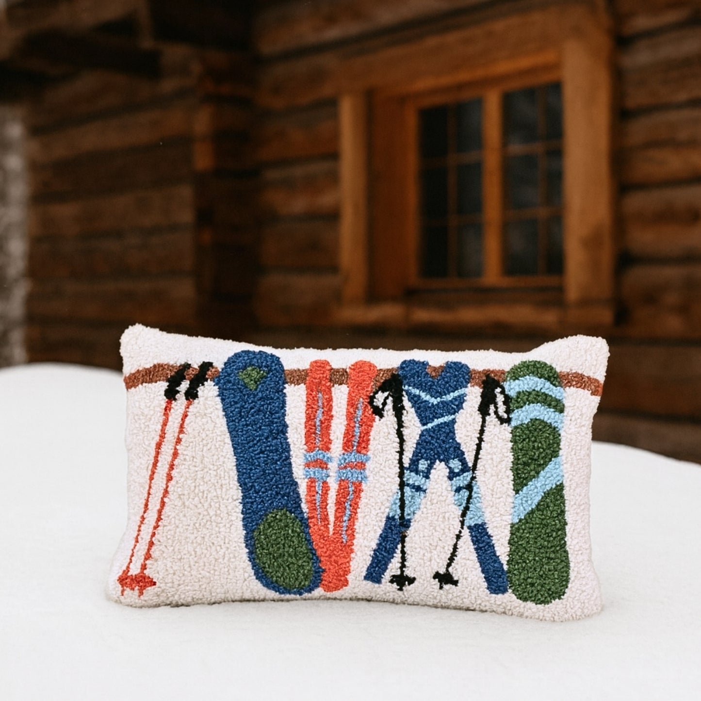 Coussin Hiver Skis Rétro Brodé